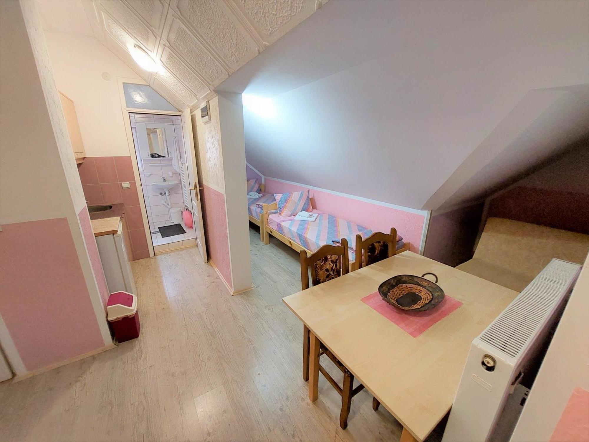Apartments Nikolic ソコバニャ エクステリア 写真
