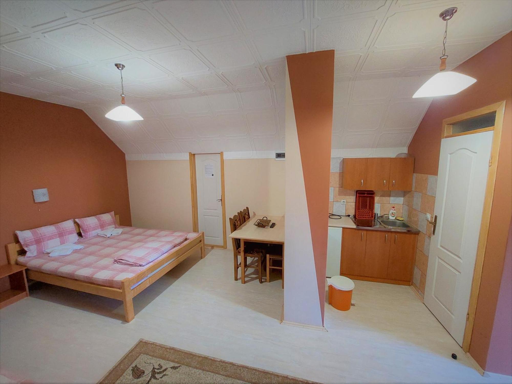 Apartments Nikolic ソコバニャ エクステリア 写真